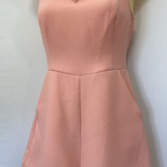 Bcbgeneration Bcbg Generation Romper Peach Halter Romper NWT XS Tall - Picture 2 of 7